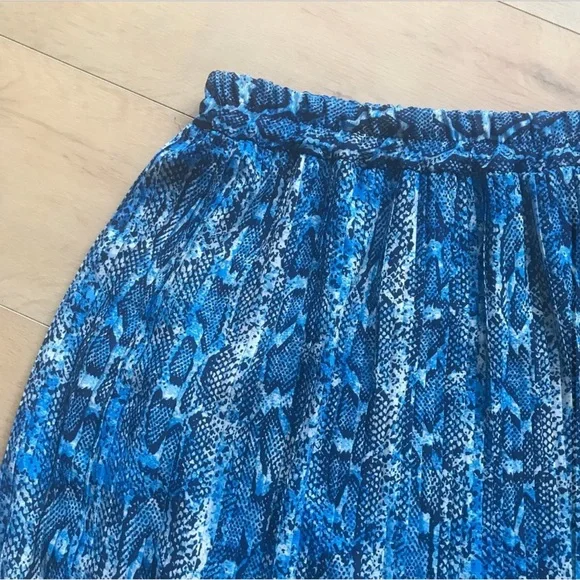 Blue Python Pleated Midi Skirt - Picture 2 of 4